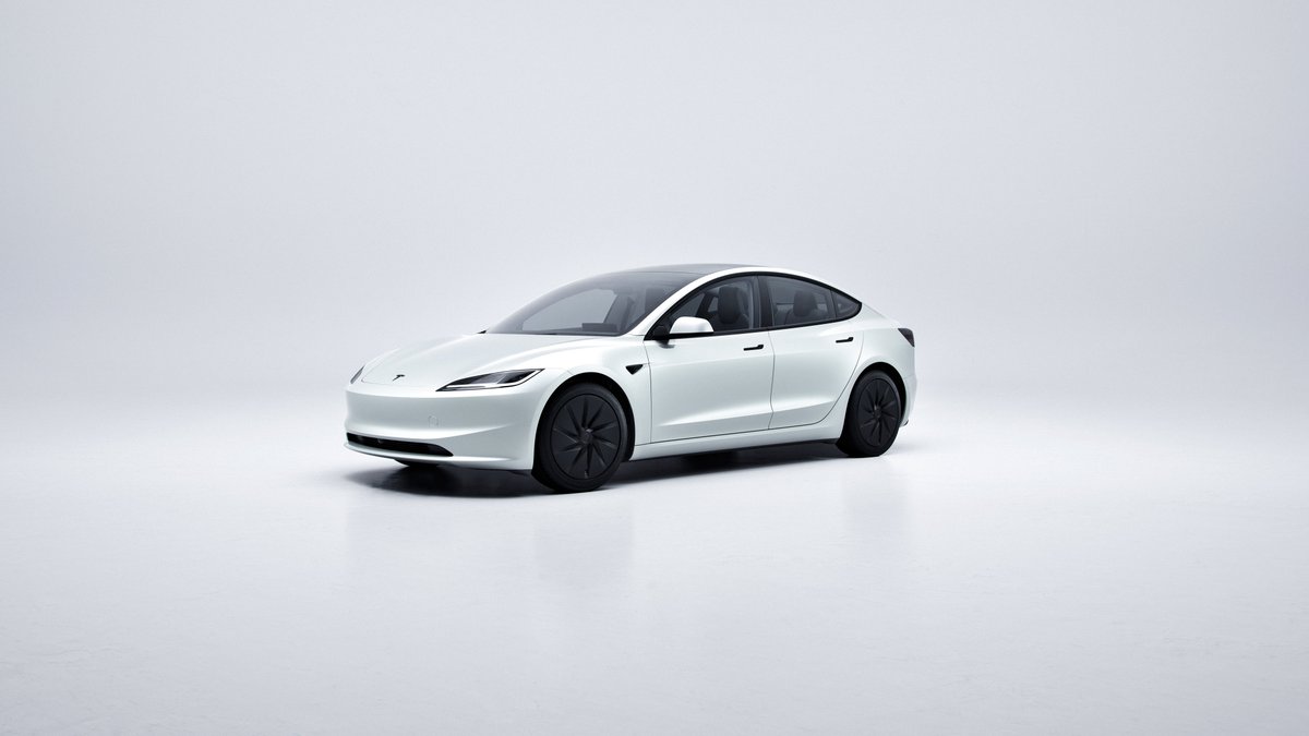 🇨🇳 Tesla China is reportedly moving forward with plans for the Model Y and Model 3 Standard, codenamed E41 and D50, which are expected to enter production around mid-2026 at Giga Shanghai.

Both models are now undergoing verification and testing.