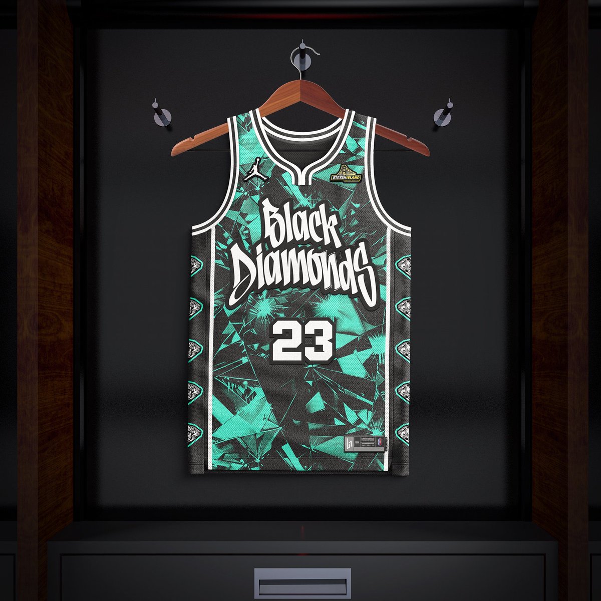 Roster revel for <a href="/diamonds_soe/">Black diamonds</a> szn 33 <a href="/StatenIsland2K/">Staten Island Basketball Association (SIBA)</a> 
PG: <a href="/TrustinDre_/">‏ٍ</a> / <a href="/ResetMade/">Reset Made:)</a> 
SG: <a href="/nawforeaI/">wiɿɘƨ 🦦</a> 
SF:  <a href="/Bumperll/">bumper</a> 
PF:  <a href="/hennyiana/">Henndawg.</a> / <a href="/TotaIIyCoco/">TotallyCoco</a> 
  C:  <a href="/MIDNIGHT_SHAQ/">𝗠𝗜𝗗𝗡𝗜𝗚𝗛𝗧</a>