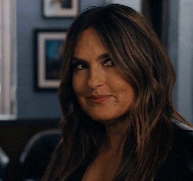 FFEMM3FATALE's tweet photo. her little smile will always be my biggest weakness <3 https://t.co/Py3qKdIjS3