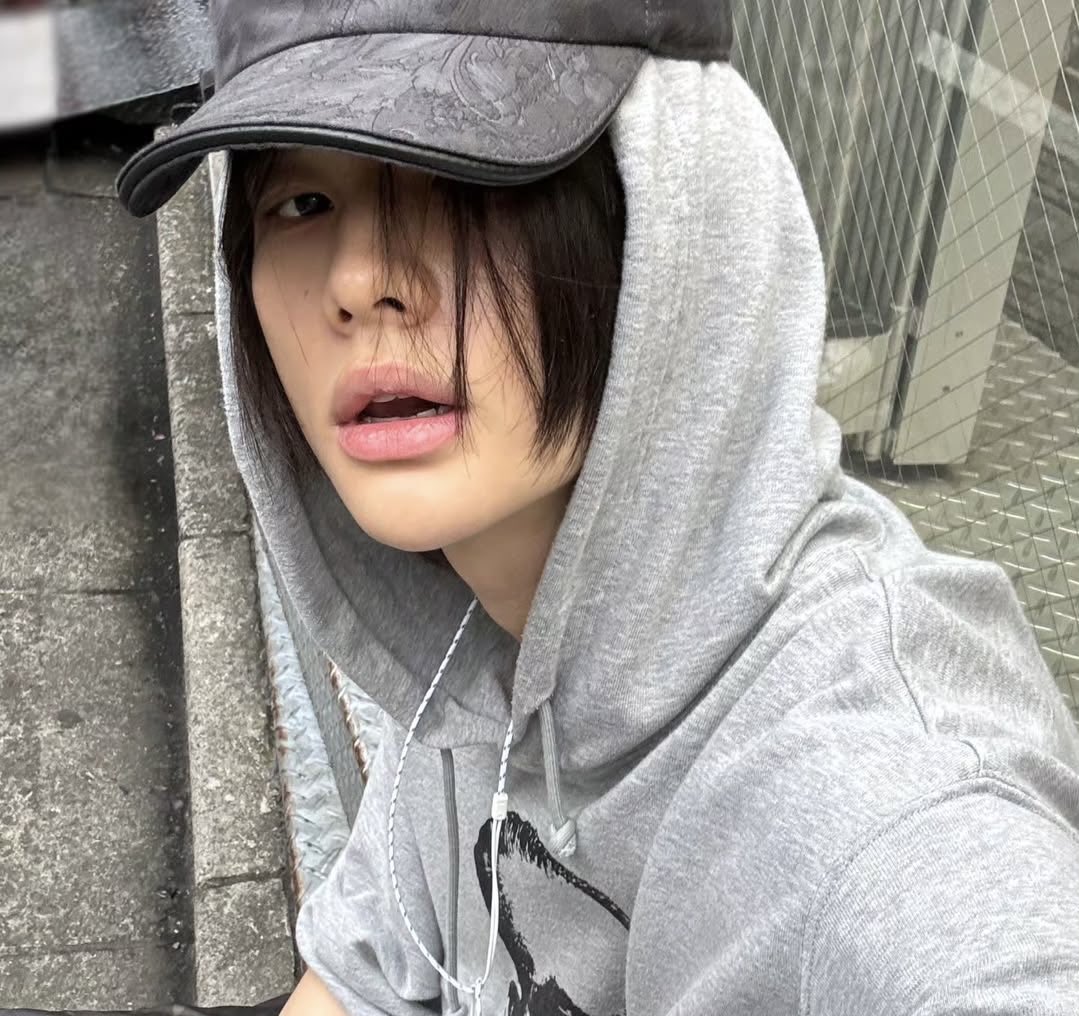 Kkami (까미) tweet media