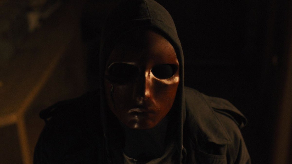 fangirlish's tweet image. Ritesh Gupta's film #TheRedMask delivers the classic slasher film tropes horror fans know and love. Read our review HERE:  fangirlish.me/46Zbdd7
