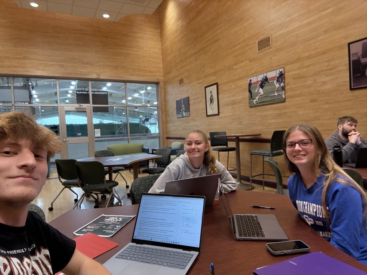 FaithNewell15's tweet photo. getting work done #techwell https://t.co/WtT8JhfQ3S