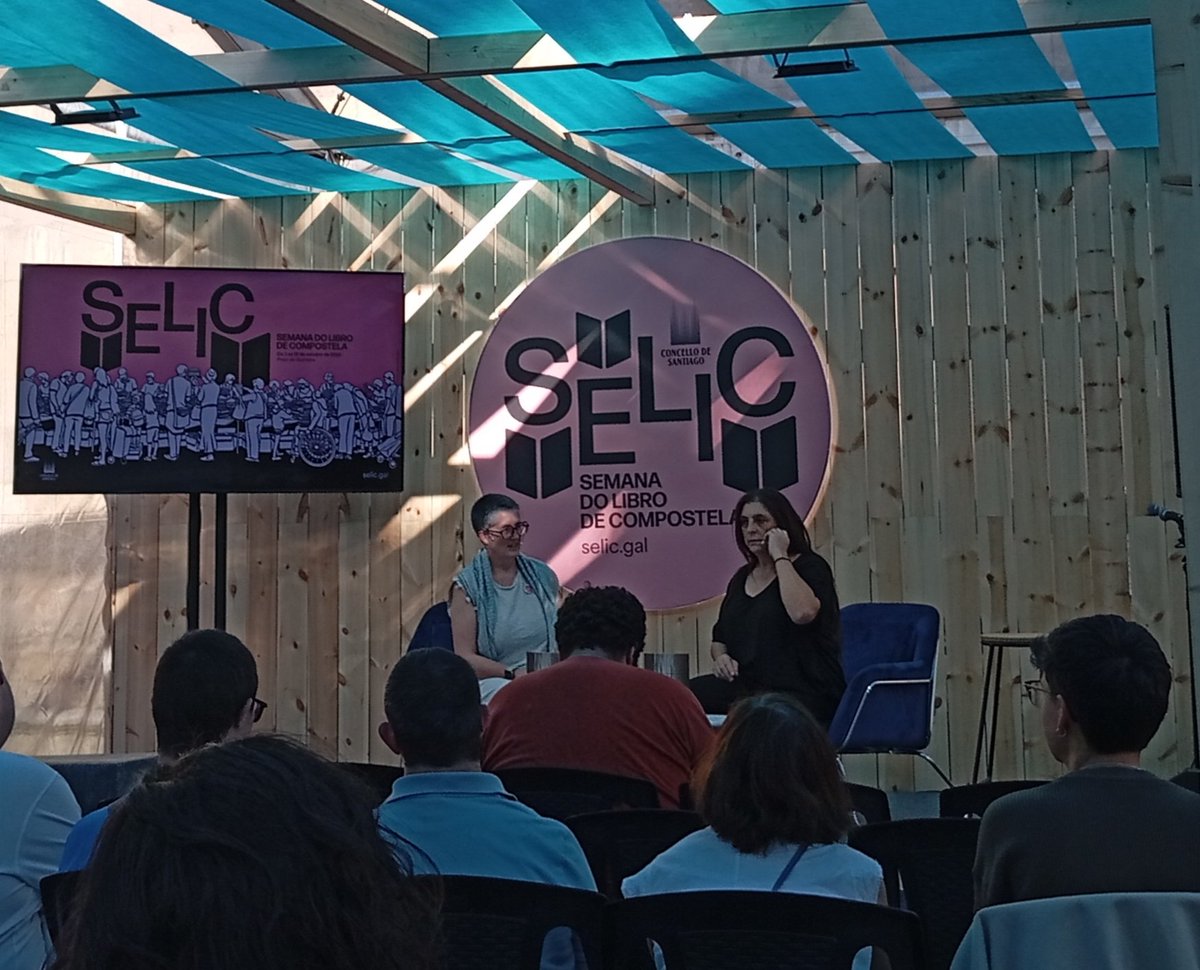 ✍️ Na SELIC. Moitas grazas á Lila de Lilith por acollerme. Un pracer saudar a <a href="/lg_casulos/">a dedoscomovermes</a> e coñecer a súa arte menor.