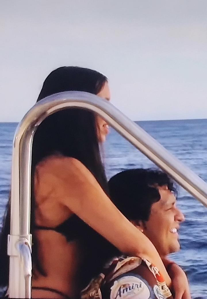 Si no existieran artistas como Ángela Aguilar o Christian Nodal, ¿que seria del mundo? Pocas veces nacen grandes voces. #ÁngelaAguilar #ChristianNodal