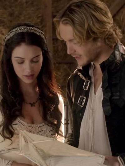 artworld03's tweet image. Just random Frary images.❤️❤️
#adelaidekane #tobyregbo #Reign