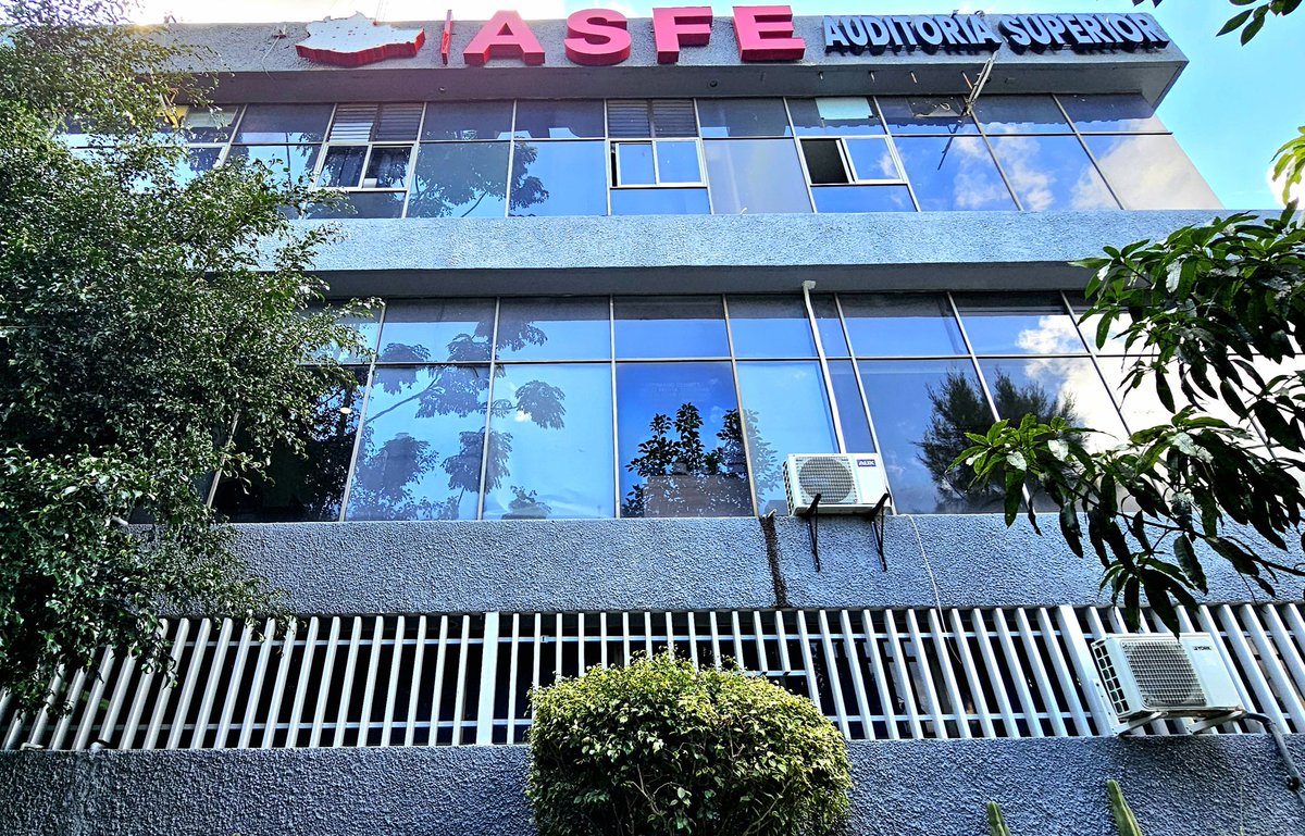 En la #ASFEOaxaca asumimos con compromiso la misión de impulsar una cultura de rendición de cuentas.
Trabajamos para revisar el uso de los recursos públicos y el cumplimiento de los objetivos institucionales, guiados por los principios de legalidad, imparcialidad y confiabilidad.