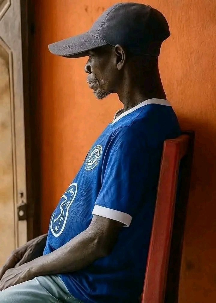 kafangi's tweet image. Swali ni moja