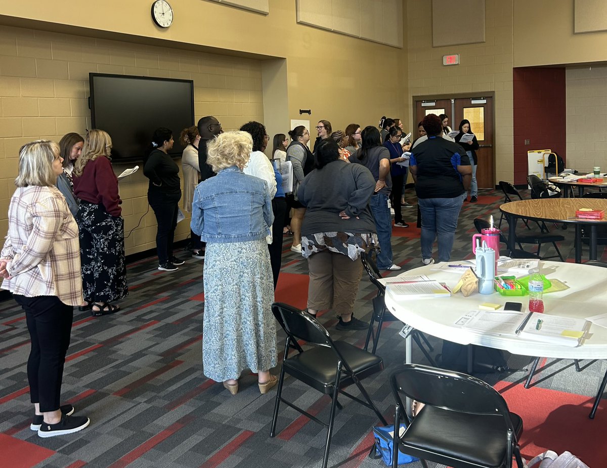 CISD_ML's tweet image. Thank you, Ms. Da Sant-Ryan and Ms. Marquez from @R4Multilingual, for an engaging and inspiring day of learning as our teachers prepare for their ESL Supplemental certification!