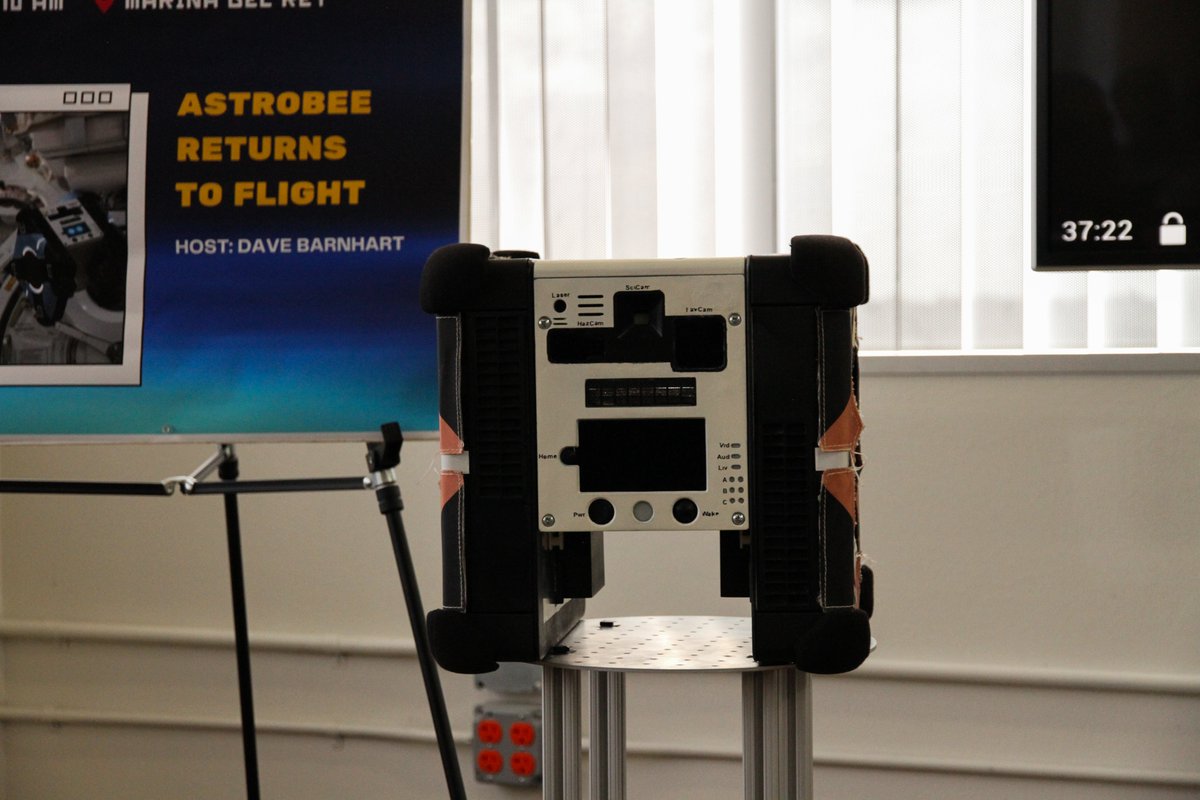 Techweek_'s tweet image. Exploring the future of #Robotics in space...right from @USC_ISI!
We kicked off #LATechWeek with a look at @NASA’s Astrobee, the ISS’s free-flying robot, and the teams building the next wave of in-orbit tech: @ArkisysSpace, Mit, Obruta, Kall Morris Inc, and more.