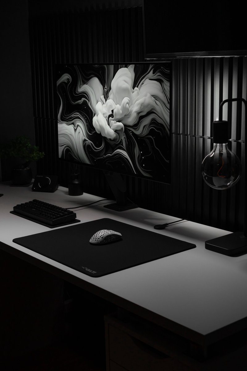 Monochrome #desksetup