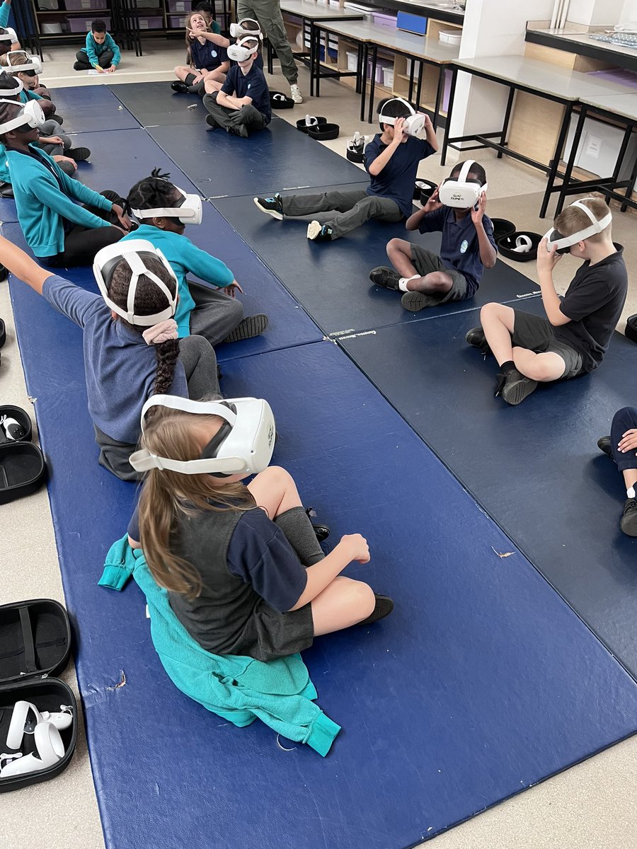 Mr Summers tweet media