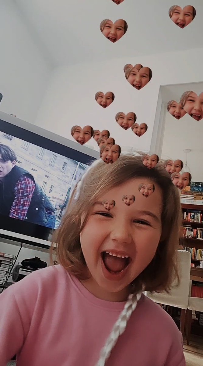 FreebsTheTree's tweet image. However much this year keeps pummelling me down....she's still my happy place and always will be. Love you Freebs The Twig x