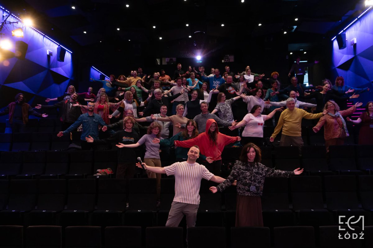 Last weekend, at the National Centre for Film Culture, we organized special screenings of Bollywood hits to celebrate the 30th anniversary of the release of DDLJ. There were panel discussions, lectures, food tastings, music. At the end, we took a photo posing like Shah Rukh Khan.