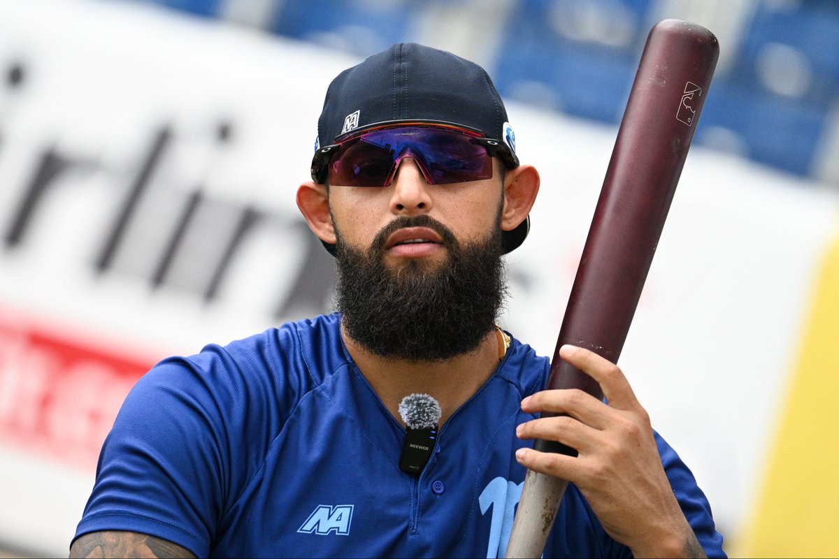 ¿𝗟𝗼 𝗲𝘀𝘁𝗮𝗯𝗮𝗻 𝗲𝘀𝗽𝗲𝗿𝗮𝗻𝗱𝗼? 🤔

Rougned Odor está en la casa🔥⛴️

📸 | <a href="/_elioMphoto/">Elio J. Miranda</a>

#Magallanes #TodosABordo