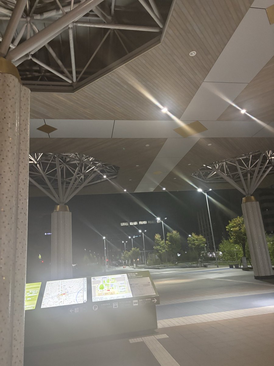 金沢戻ってきました✋
名古屋公演お疲れ様です！
今から爆睡です😗