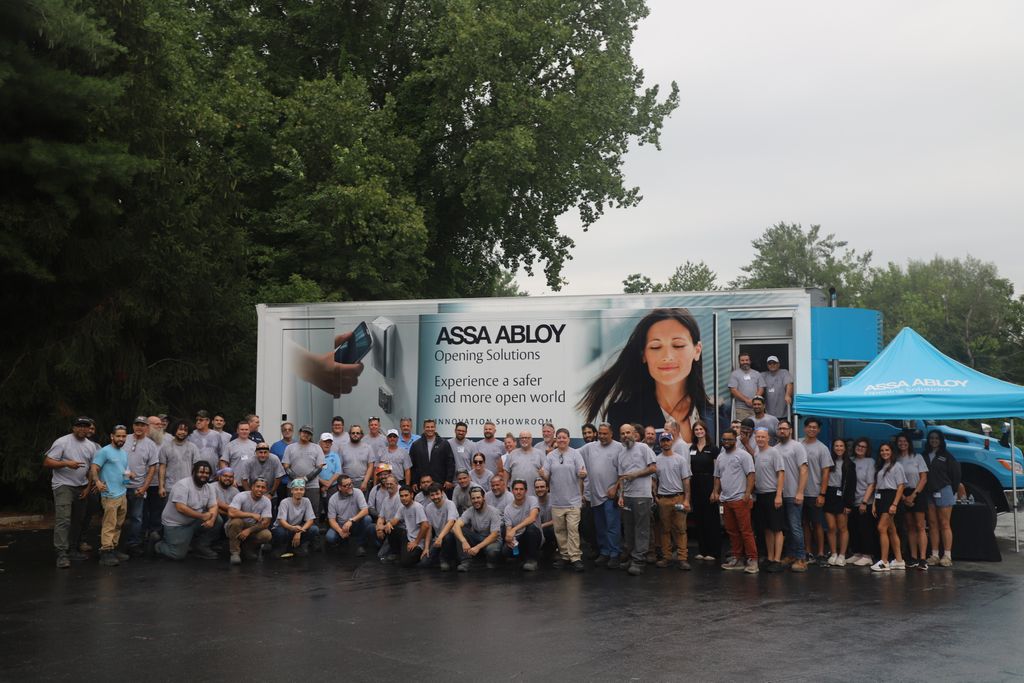 dss_tri's tweet image. Two years in a row, our NESC has hosted an incredible event — bringing together customers, partners, and team members to celebrate collaboration and innovation.
A huge thank-you to everyone who helped!
#ASSAABLOY #DSSTriState #ServiceCenter #CustomerExperience #Teamwork