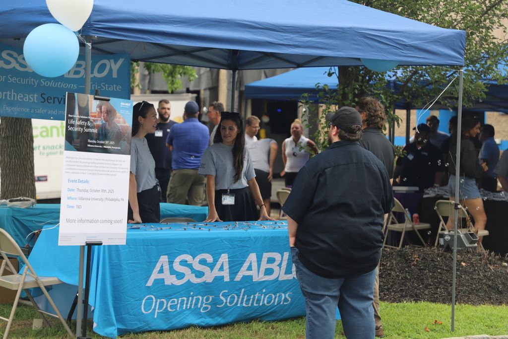 dss_tri's tweet image. Two years in a row, our NESC has hosted an incredible event — bringing together customers, partners, and team members to celebrate collaboration and innovation.
A huge thank-you to everyone who helped!
#ASSAABLOY #DSSTriState #ServiceCenter #CustomerExperience #Teamwork