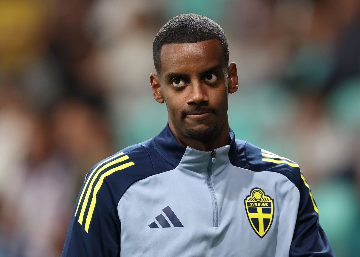 TouchlineX's tweet image. 🚨 𝗦𝗧𝗔𝗧: Alexander Isak, signed for €150M, has only scored 1 goal so far this season.

Against Southampton in the Carabao Cup.