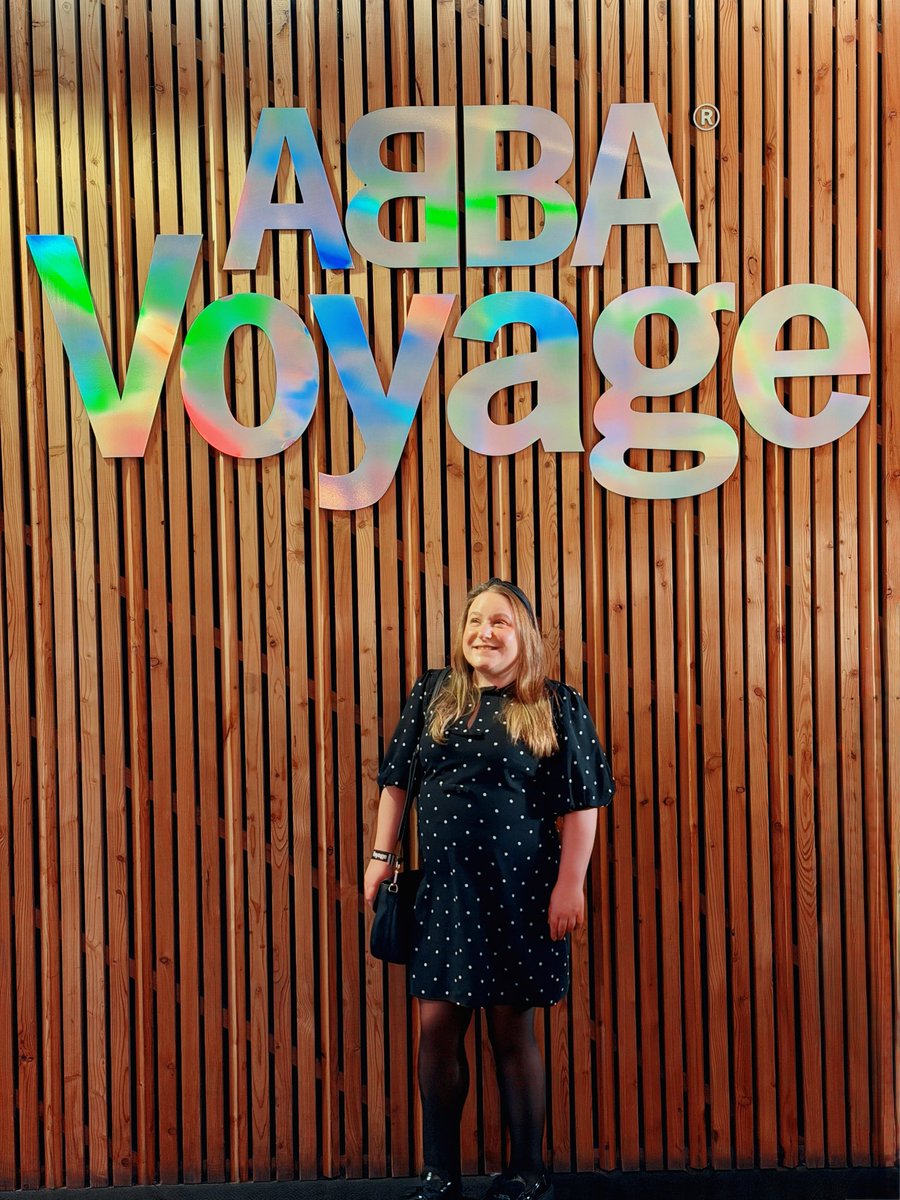 The look of love! ✨💕

I was paying the price today for a 10/10 day yesterday but my god it was worth it!