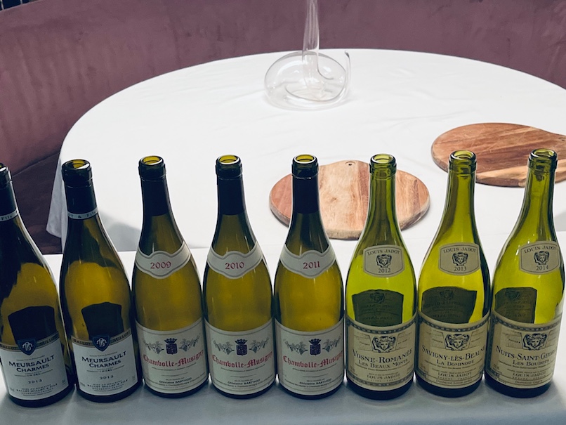 IWFSAmericas's tweet photo. #iwfs blog: Smart Selection In Three Burgundy Wine Flights Allows Insights Into Specific Producers And Comparing Vintages
.
https://t.co/ZfWj4FFabr #burgundywine @winefoodguru https://t.co/T5jJQTkwDS