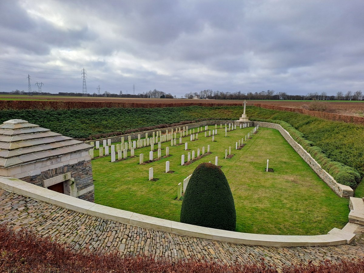 HistoryandMoore's tweet image. Blog post:

historyandmoore.com/2020/10/11/46t…

Podcast with Terry of Tales from the Battlefields Podcast: 
open.spotify.com/episode/5vWDHK…