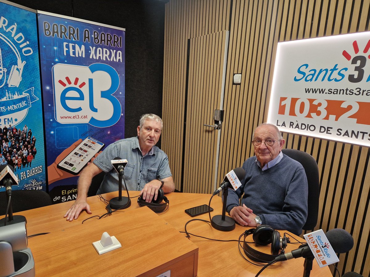sants3radio's tweet photo. Al #SantsMontjuïcAlDia hem fet tertúlia veïnal dels nostres barris amb @RBusqueta i #VicençMiret parlant de l'obertura del nou Espai Veïnal Olzinelles @CentreSocSants, el tancament de la Botiga Dalmau del @CarrerdSants i la firma de l'acord de pau.

 🎧https://t.co/PkXi61kO4J https://t.co/YeyWguAlk6
