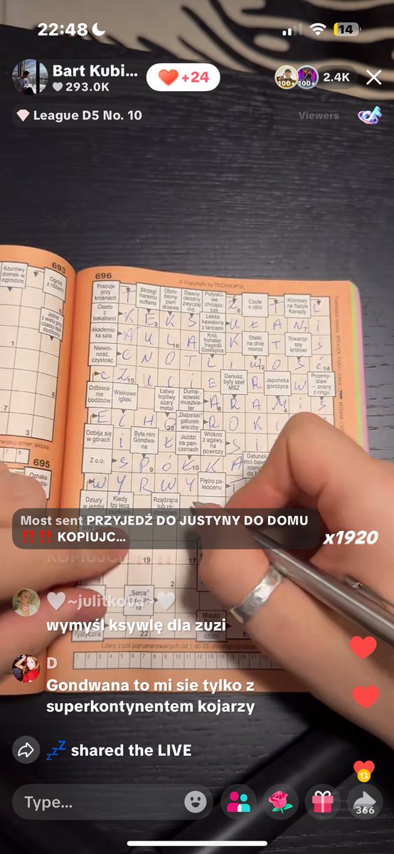 marysia🤯 tweet media