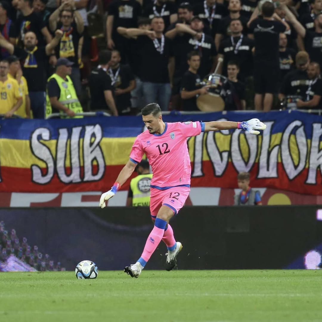 I can't keep my silence any longer, Arijanet Muric is one of the best GK itw rn, this guy has been cooking for us, in 3 games this guy has been crucial for our success🇽🇰