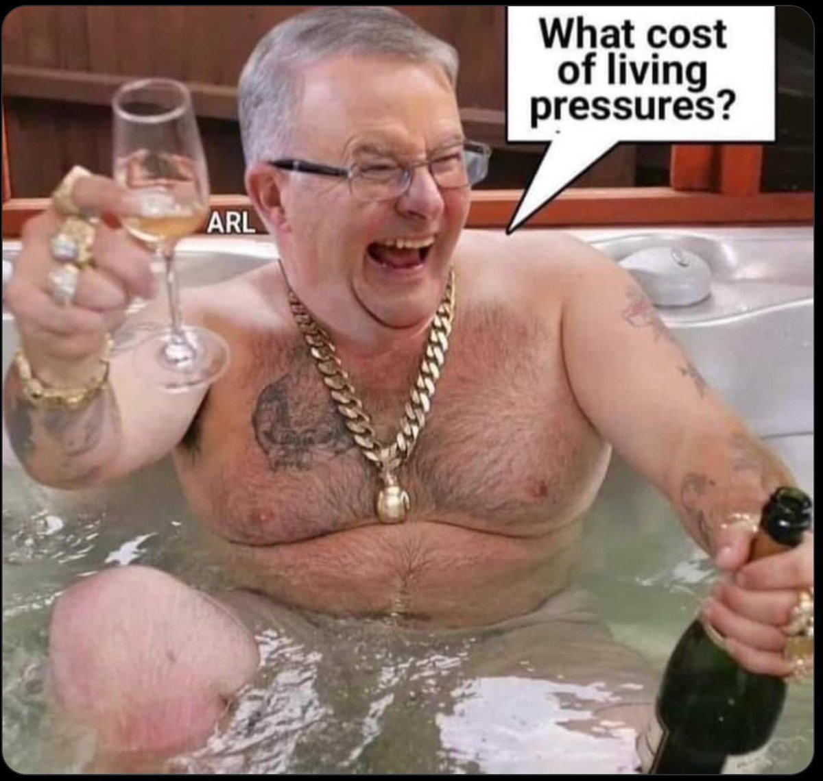 Australian Poverty Level is worse than it was in 2001. 

One in 7 Australians is on or below the poverty level.