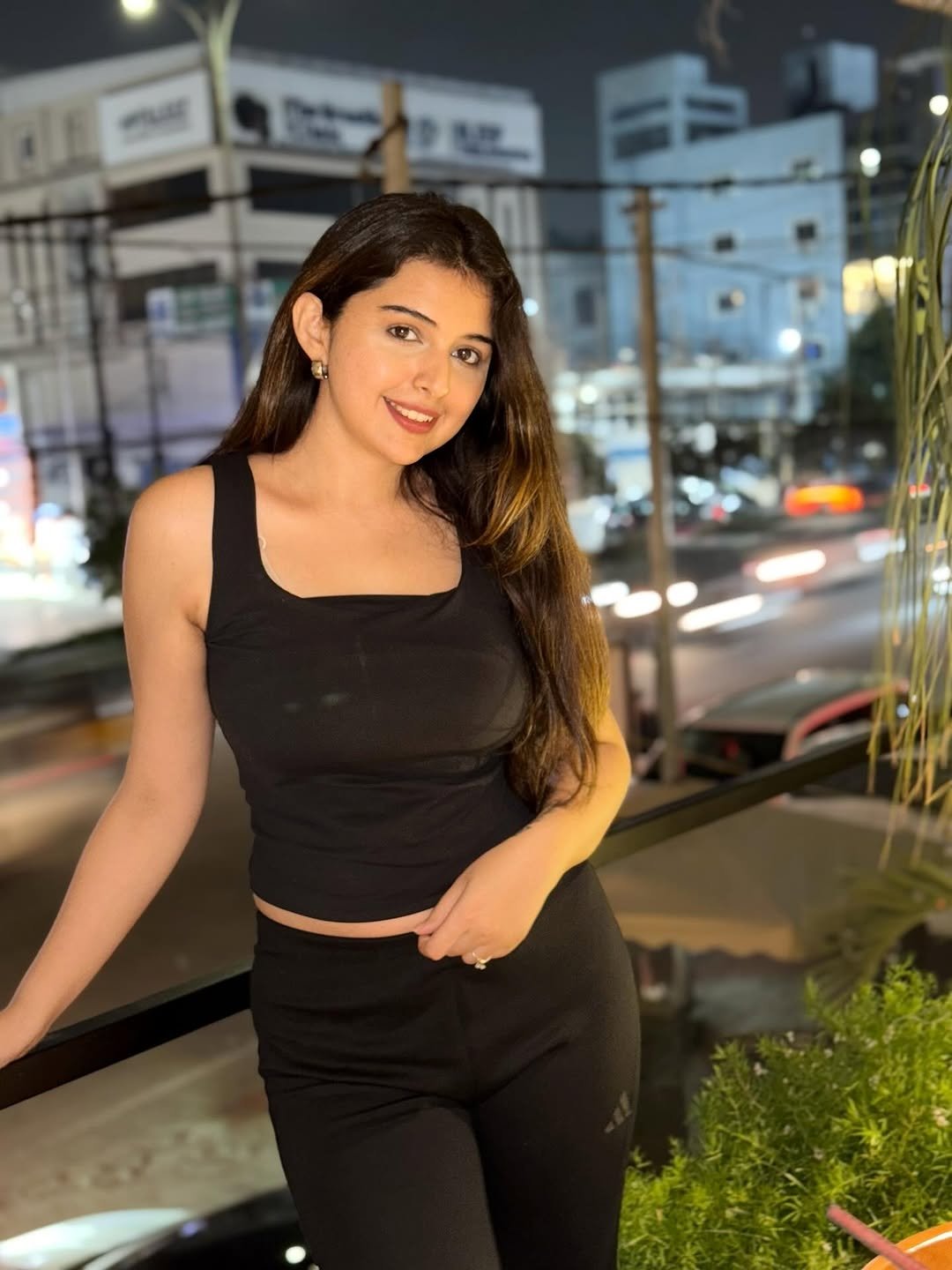 G3L1FHWagAAzTSB?format=jpg&name=large