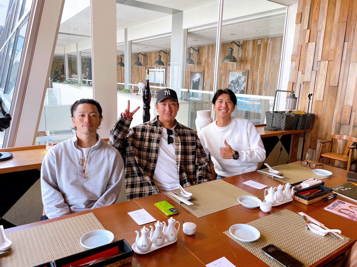 daiki_1980's tweet photo. みんなでパワーを送りましょう🎙️
信じましょう。

※🎙️🎙️🎙️

打球は右中間！大きな当たり！

センター福田、追う！追って、、、

ダイビングッ！

獲った、獲りましたっ！

グラブの先！

見事に掴みとりましたぁっ！

まさに執念！

チームを勇気づける、福田周平の超ファインプレーが生まれましたっ！

やはり、この男が必要です！