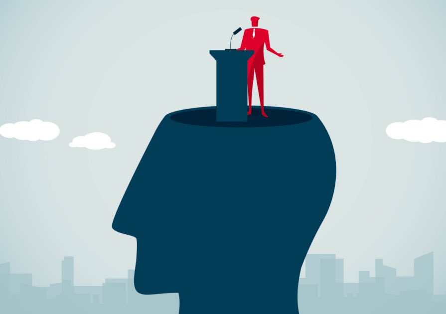 قبل ظهور السوشل ميديا والانترنيت كانت الانظمة الاستبدادية في الشرق الاوسط تتحكم بالراي العام لانها هي من تغذي المجتمع بالمعلومة حصريا. الاستبداد يعتمد على نشر الاكاذيب والاوهام لاستدامة سلطته وتشتيت الراي العام.اما اليوم اصبح من الصعب على الانظمة الاستبدادية ان تكذب وتوهم الراي