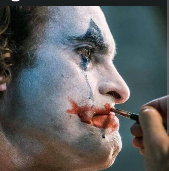 El joker viendo como otra vez abusaron de el