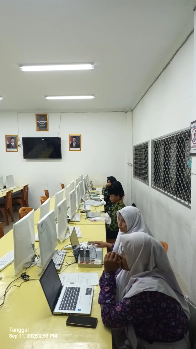 MtsNurussaadah's tweet image. Mengikuti Kompetisi OLIMPIADE MADRASAH INDONESIA (OMI) TAHUN 2025 TINGKAT KOTA JAMBI #OMI #OLIMPIADEMADRASAH #OLIMPIADE #OLIMPIADEMADRASAHINDONESIA #KEMENAG #KOTAJAMBI #JAMBI