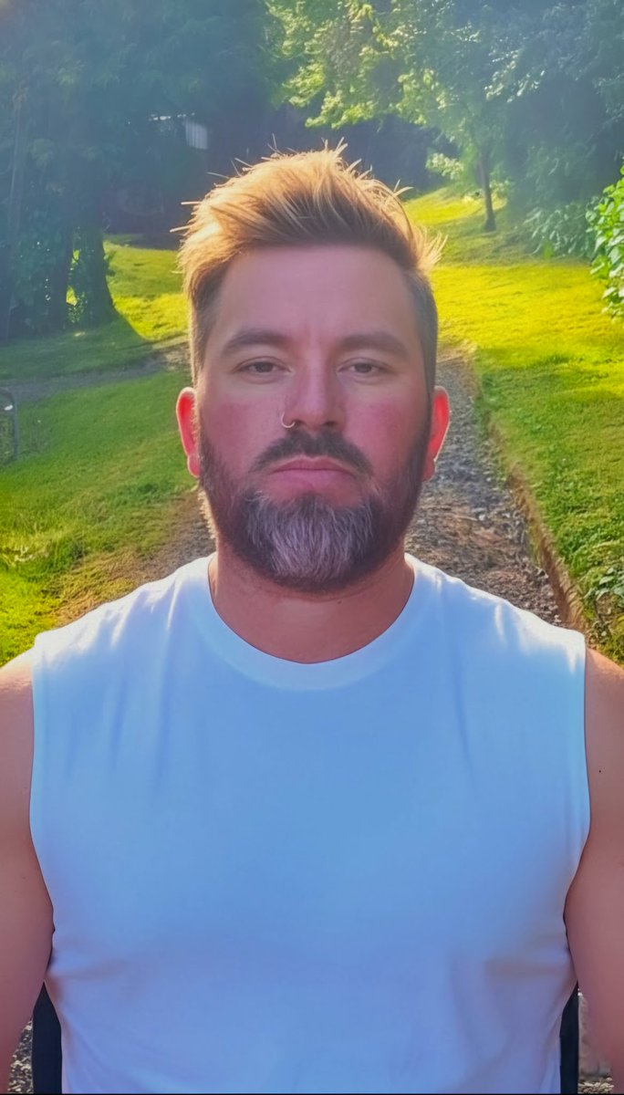 Soltero pero siempre pendiente