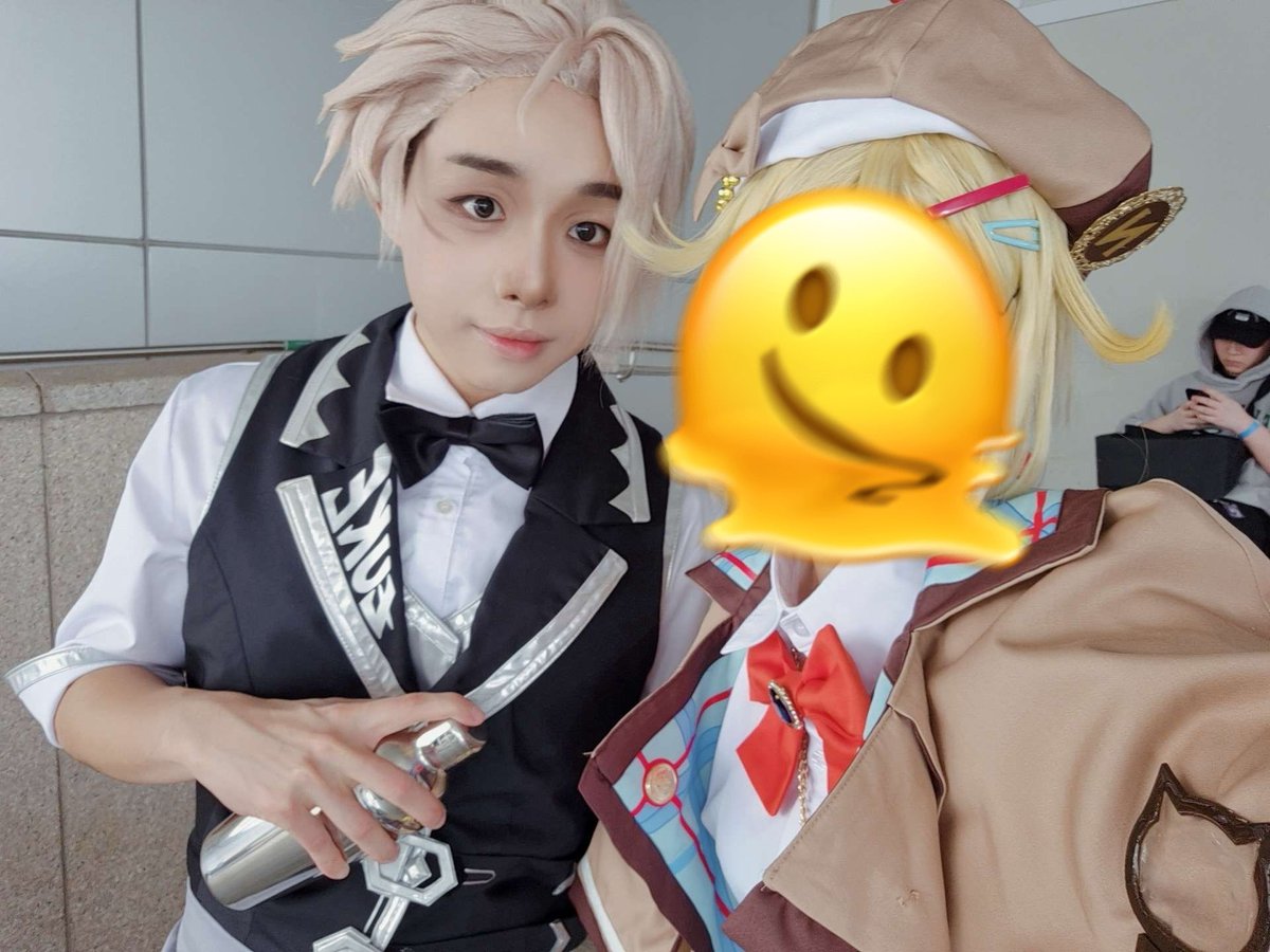 존스미스 tweet media