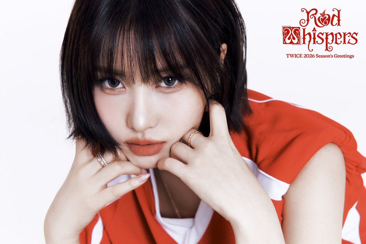 JYPETWICE's tweet image. TWICE 2026 Season’s Greetings
[RED WHISPERS]
TEASER IMAGE
 
#모모 #MOMO
 
💌PRE-ORDER
25.10.23 THU 11:00 - 11.02 SUN 23:59 (KST)
 
#TWICE #트와이스
#TWICE_RED_WHISPERS
#2026SEASONSGREETINGS
