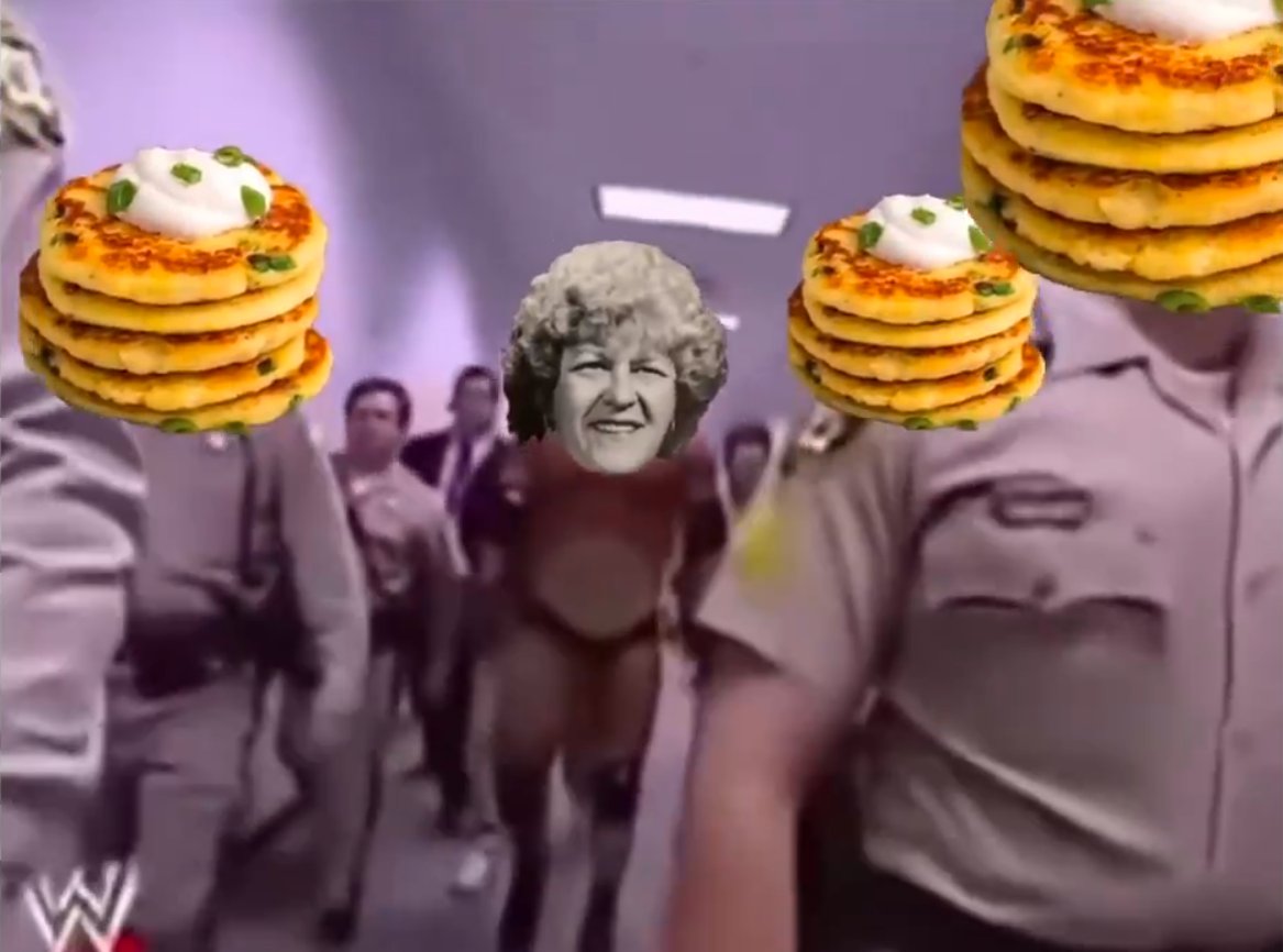 PeggyWaddles's tweet photo. #TeamChef 🥞 https://t.co/sdDFU9tkkV