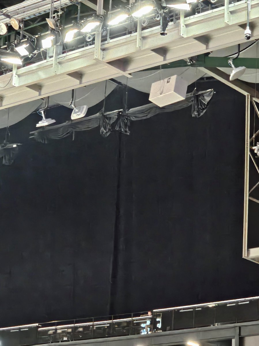 JacketJam_zone's tweet image. Two banners prepped and ready to go—looks like one’s for Nancy, if I’m reading this right. 👀🎉