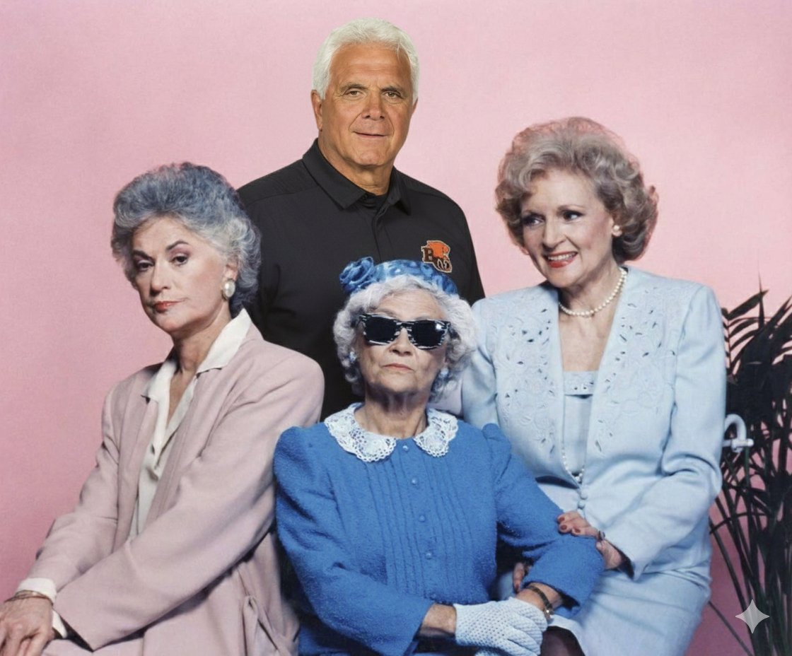 A 1983 Golden Girls episode entitled "Blanche Likes Rouges" had record ratings in Canada.

#CFL #GoldenGirls