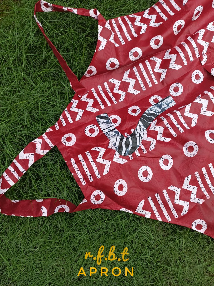 tolujatis's tweet photo. rebel fashion by tolú 
R.F.B.T apron 
@jatisgroups https://t.co/fhDYOS9udX