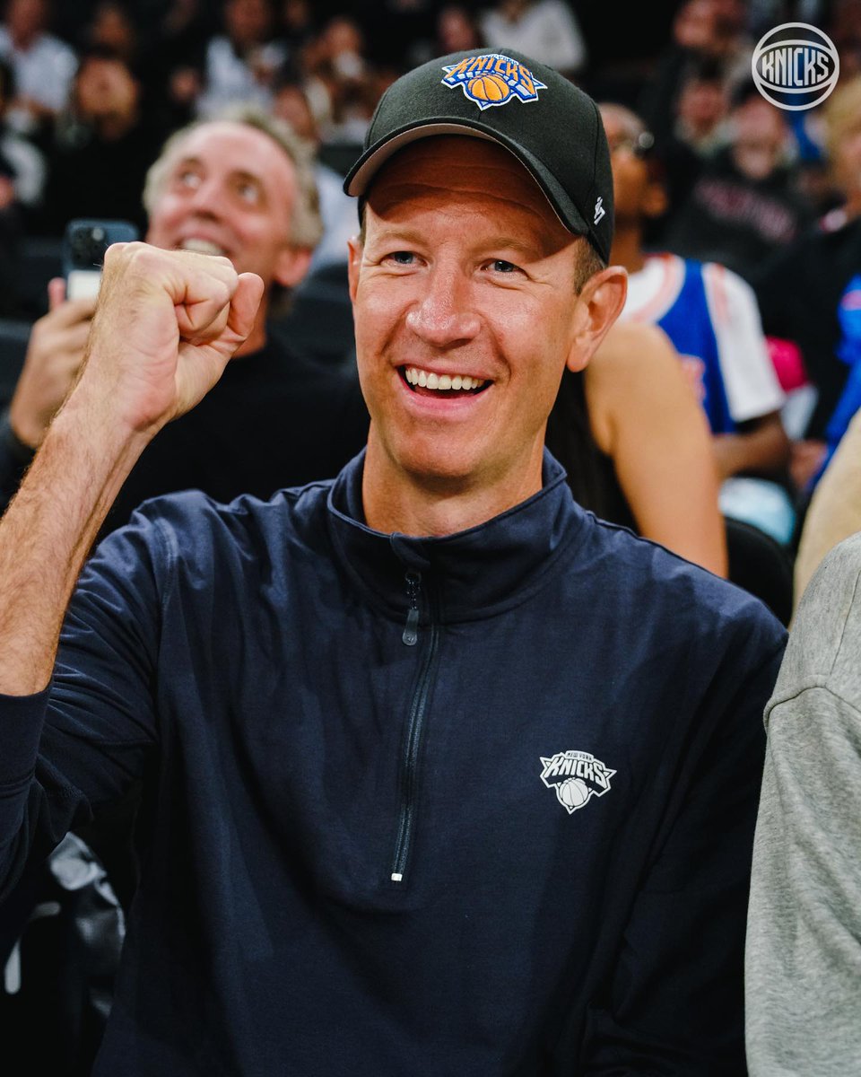 Steve Novak courtside