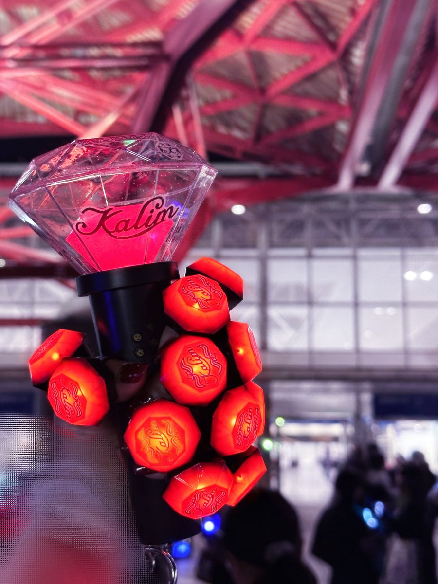 ツイステライブ参戦終了❤️❤️❤️
グッズ交換を協力したみなさんに感謝致します！
空港を間違えて日本にいましたが、今日帰国します！
次はAGF！！また来ます～