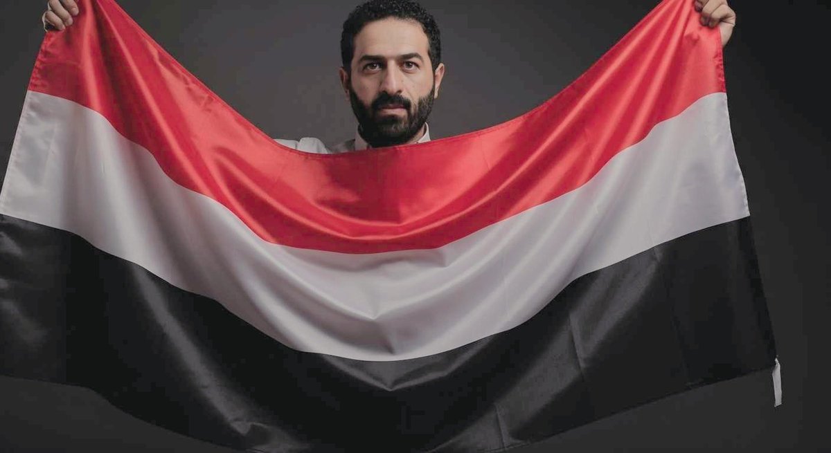 ماهي ثورة 14 اكتوبر الذي نحتفل بها اليوم ؟

ثورة ١٤ أكتوبر ١٩٦٣م كانت ضد الاستعمار البريطاني الذي احتل مدينة عدن ومناطق واسعة من الجنوب اليمني منذ عام ١٨٣٩م.

بدأت الثورة في جبال ردفان بقيادة المناضل راجح بن غالب لبوزة وعدد من رفاقه، بعدما رفضوا الخضوع للسلطة البريطانية وغادروا