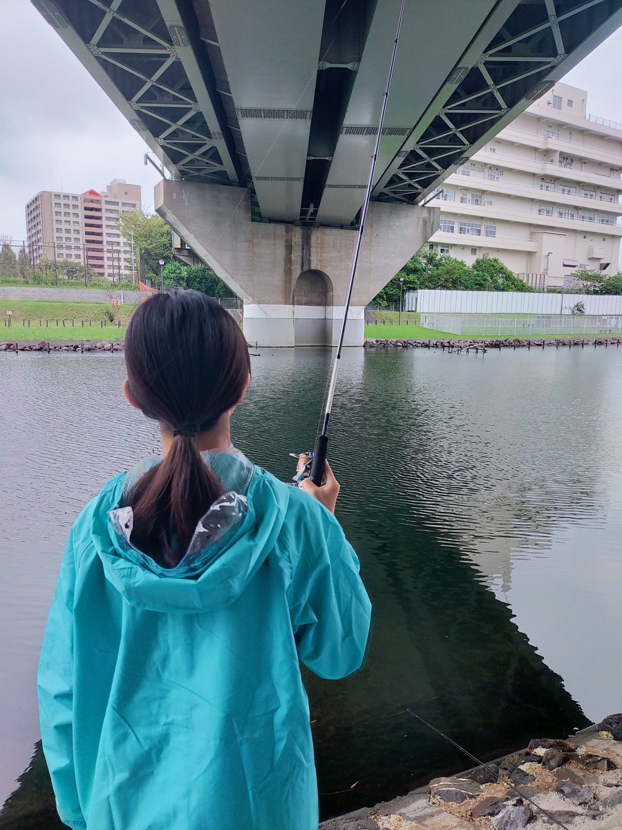 10/11(土)『謎のあんこうペアハゼ釣りフェスタ』に参加してきました😁その時の釣果…、なんと０匹💦めっちゃ雨だしめっちゃ寒いしで私達には過酷すぎました😭釣れた皆様おめでとうございます🎊✨

(撮れ高なさすぎて動画にならないかも😨)

#謎のあんこう
#ハゼ釣り