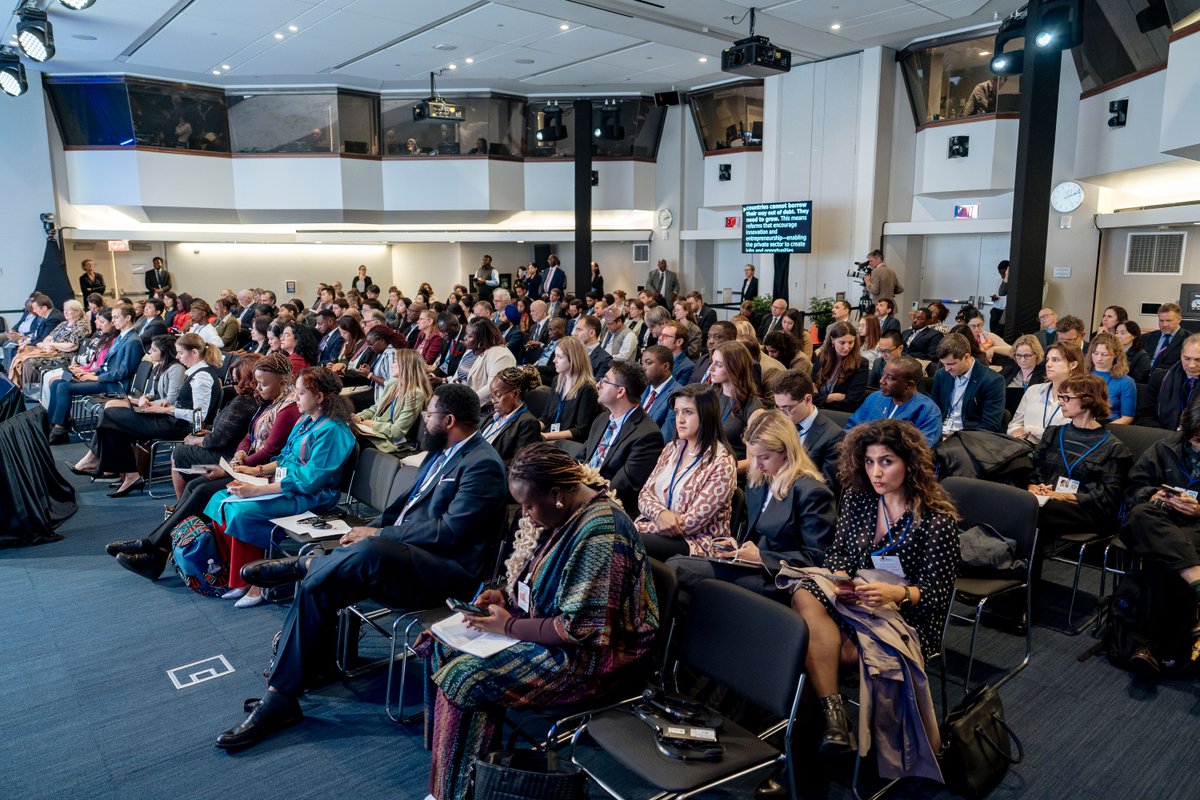 KGeorgieva's tweet image. The voices of civil society help the IMF stay connected to what matters most. I truly value our thoughtful exchanges at #IMFMeetings —and now invite you to shape our future engagement.
Share your views in our public consultation. imf.org/en/About/Partn…