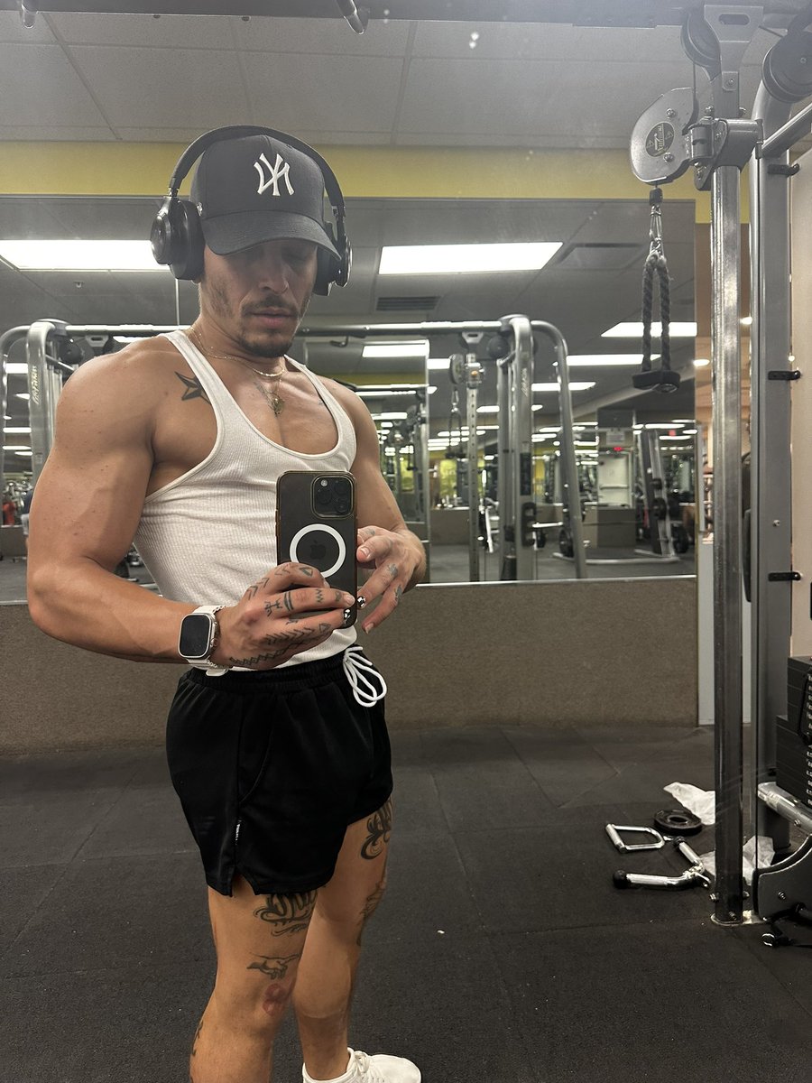 omg_mann's tweet photo. A work in progress, but body still tea 🫖 https://t.co/gCV246rHlm