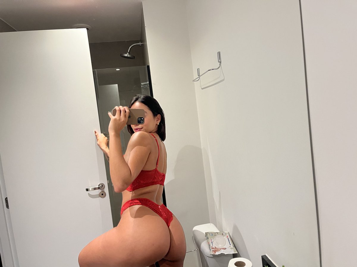 Segunda feira e eu aqui te esperando amor 🥰 

Pronta para iniciar a semana daquele jeitinho gostoso 🔥😈🫦