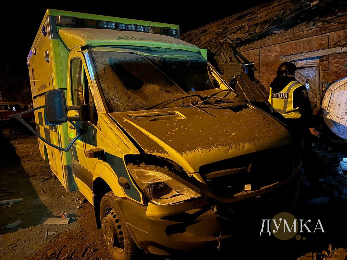 BohuslavskaKate's tweet image. More pictures from Russian attack on the hospital in Kharkiv tonight by Думка.