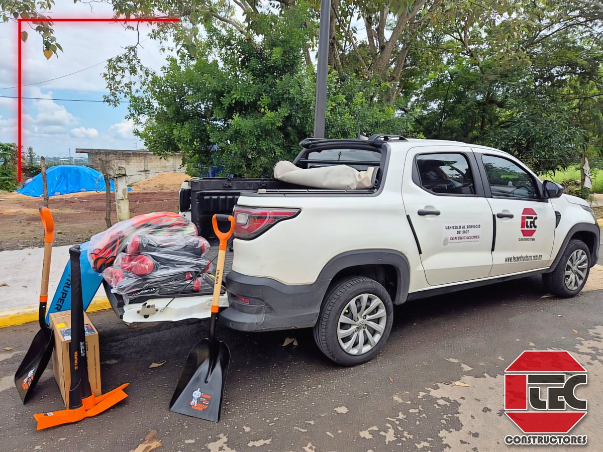 TEConstructores's tweet photo. Estamos sumados en esta gran tarea de recuperar y entregar nuevamente una ciudad limpia y digna para todos.

Con mucho respeto y solidaridad, #PozaRica y su gente, cuentan con nosotros.

¡ Construyendo #Veracruz, Construyendo #México ! 🇲🇽 

#SICTVeracruz https://t.co/bbZyWey3Fo
